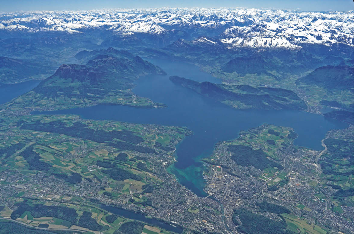 Hochgeflogen